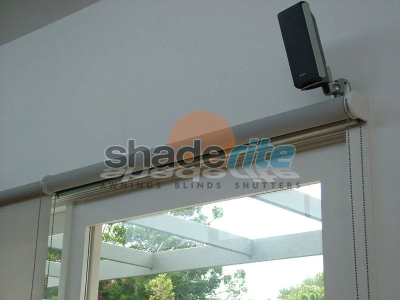 Sunscreen blind installation, Sydney
